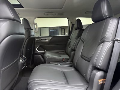 2027 INFINITI QX80 Luxe 4WD