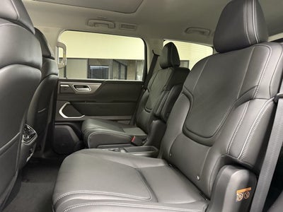 2027 INFINITI QX80 Luxe 4WD