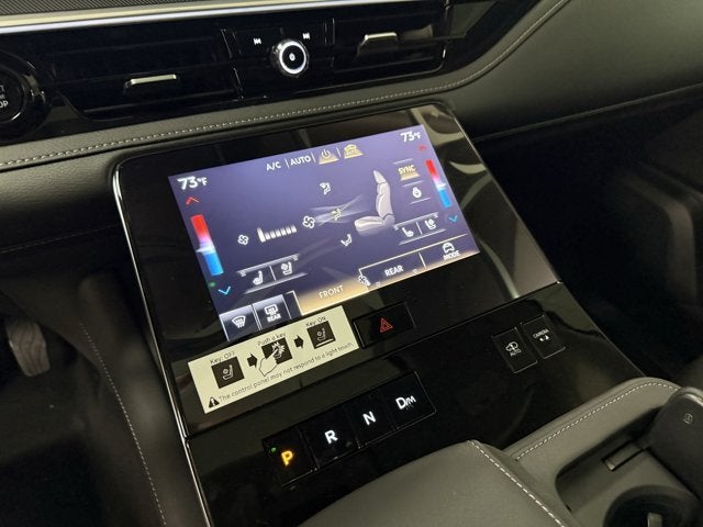 2027 INFINITI QX80 Luxe 4WD