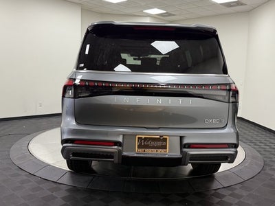 2027 INFINITI QX80 Luxe 4WD