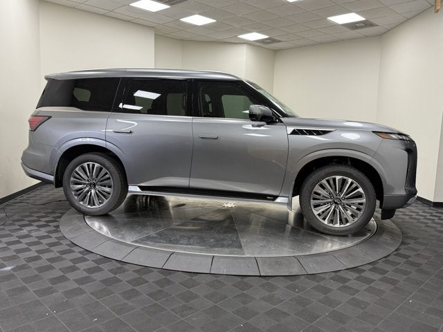 2027 INFINITI QX80 Luxe 4WD