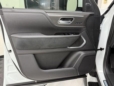 2027 INFINITI QX80 Luxe 4WD