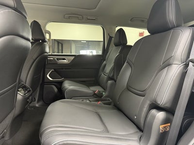 2027 INFINITI QX80 Luxe 4WD