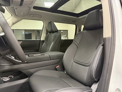 2027 INFINITI QX80 Luxe 2WD