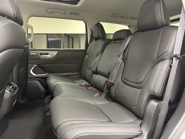 2027 INFINITI QX80 Luxe 2WD