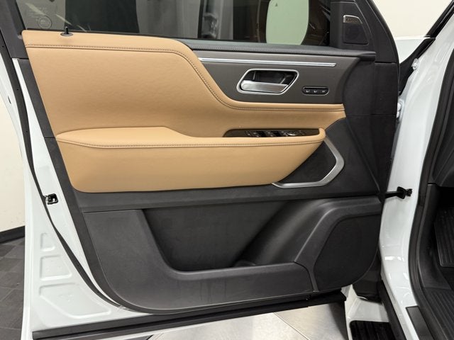 2027 INFINITI QX80 Luxe 2WD