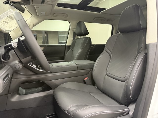 2027 INFINITI QX80 Luxe 2WD