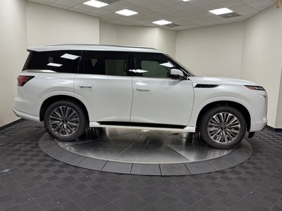 2027 INFINITI QX80 Luxe 2WD