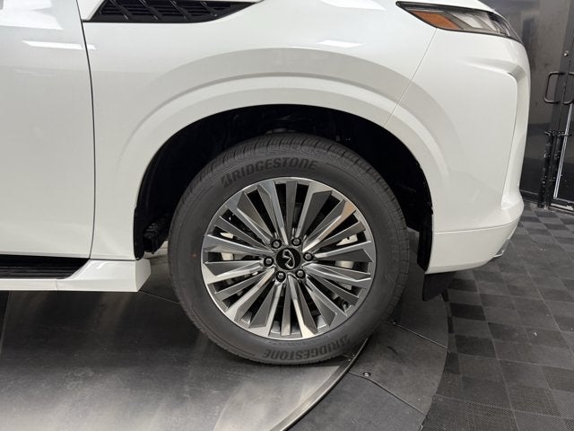 2027 INFINITI QX80 Luxe 2WD