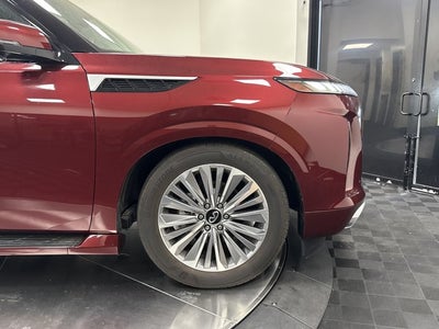 2025 INFINITI QX80 Sensory 4WD