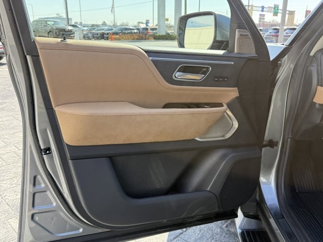 2025 INFINITI QX80 Sensory 4WD