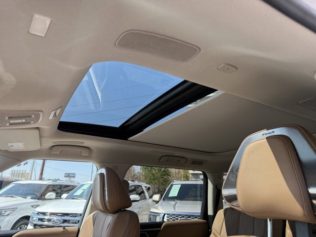 2025 INFINITI QX80 Sensory 4WD