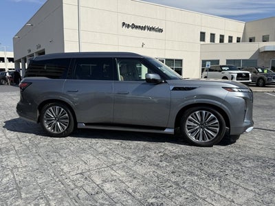 2025 INFINITI QX80 Sensory 4WD