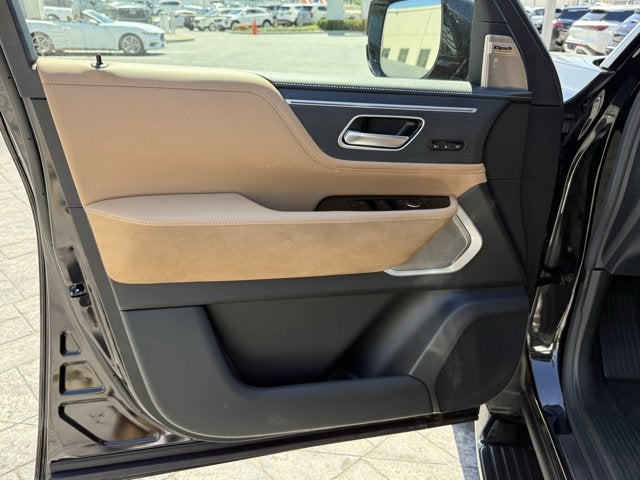 2025 INFINITI QX80 Sensory 4WD