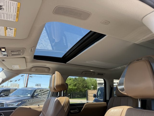 2025 INFINITI QX80 Sensory 4WD
