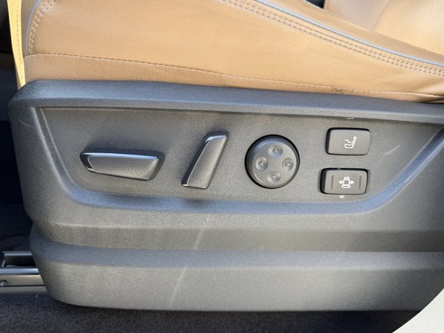 2025 INFINITI QX80 Sensory 4WD