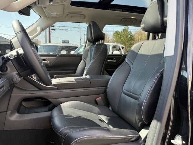 2025 INFINITI QX80 Sensory 4WD