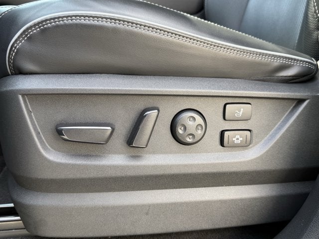 2025 INFINITI QX80 Sensory 4WD