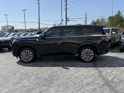 2025 INFINITI QX80 Sensory 4WD