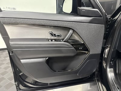 2025 Land Rover Range Rover Sport SE