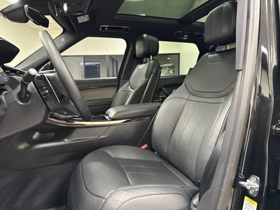 2025 Land Rover Range Rover Sport SE