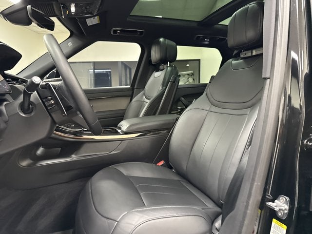 2025 Land Rover Range Rover Sport SE