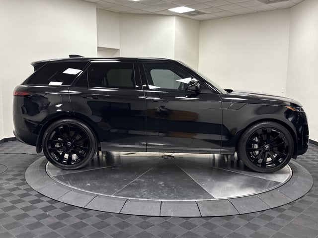 2025 Land Rover Range Rover Sport SE