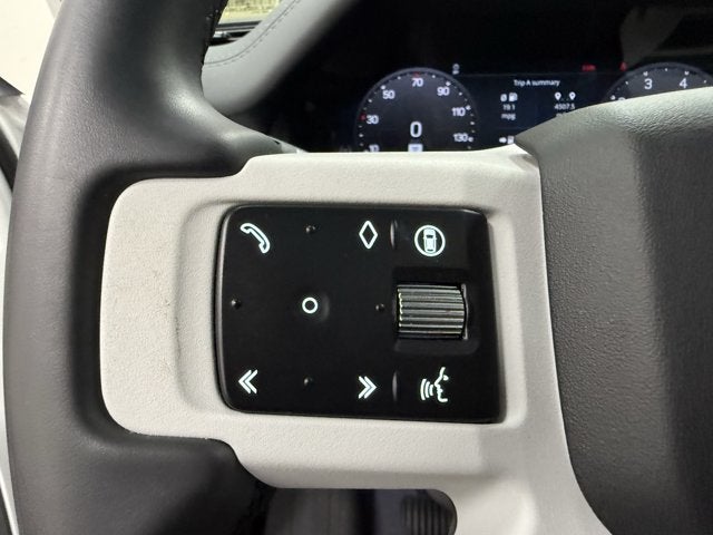 2025 Land Rover Defender S