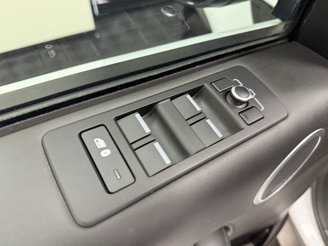 2018 Land Rover Discovery HSE Luxury