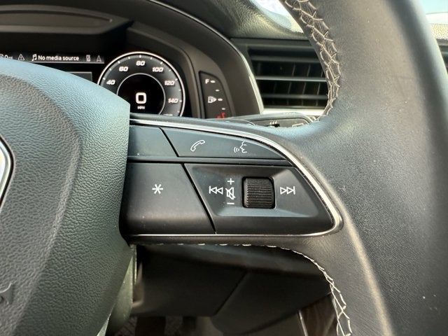 2021 Audi Q8 Premium Plus