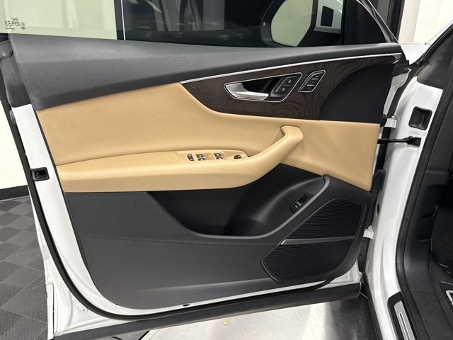 2019 Audi Q8 Prestige