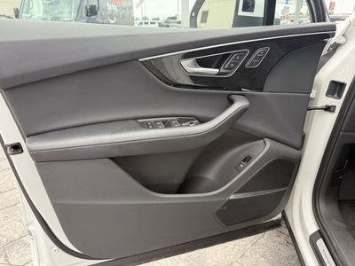 2023 Audi Q7 Premium Plus