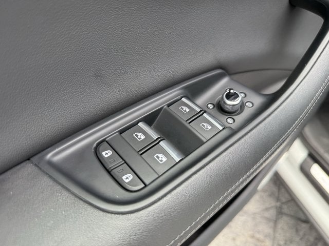 2023 Audi Q7 Premium Plus