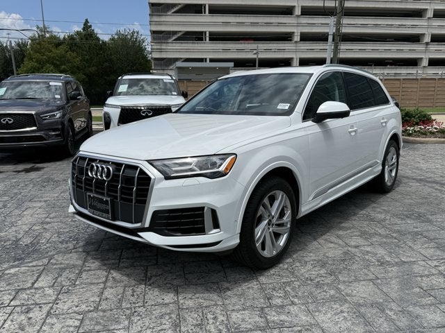 2023 Audi Q7 Premium Plus