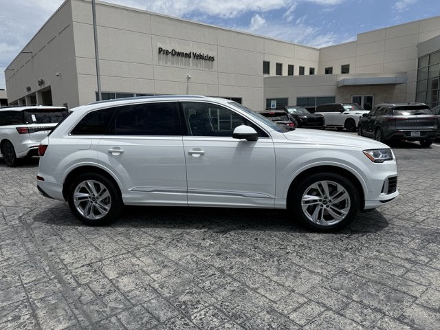 2023 Audi Q7 Premium Plus