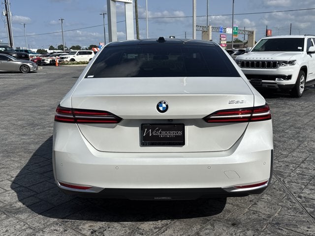 2024 BMW 5 Series 530i