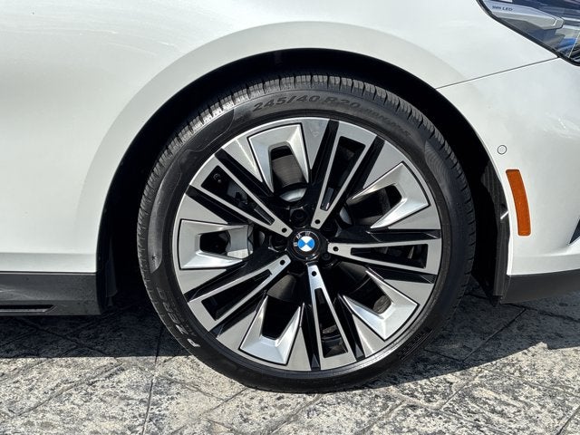 2024 BMW 5 Series 530i