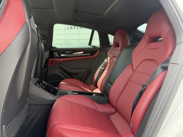 2024 Porsche Panamera Base