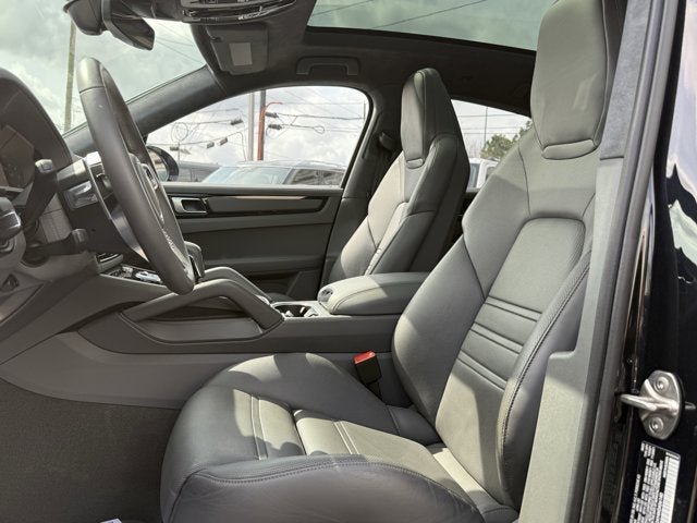 2022 Porsche Cayenne GTS