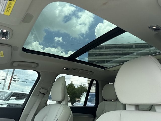 2021 Volvo XC90 Momentum