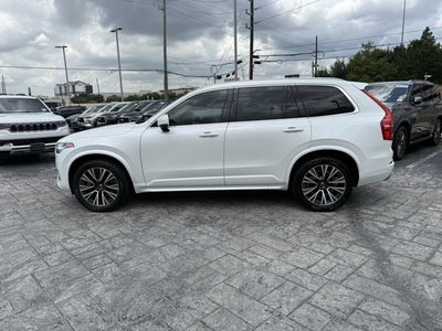 2021 Volvo XC90 Momentum